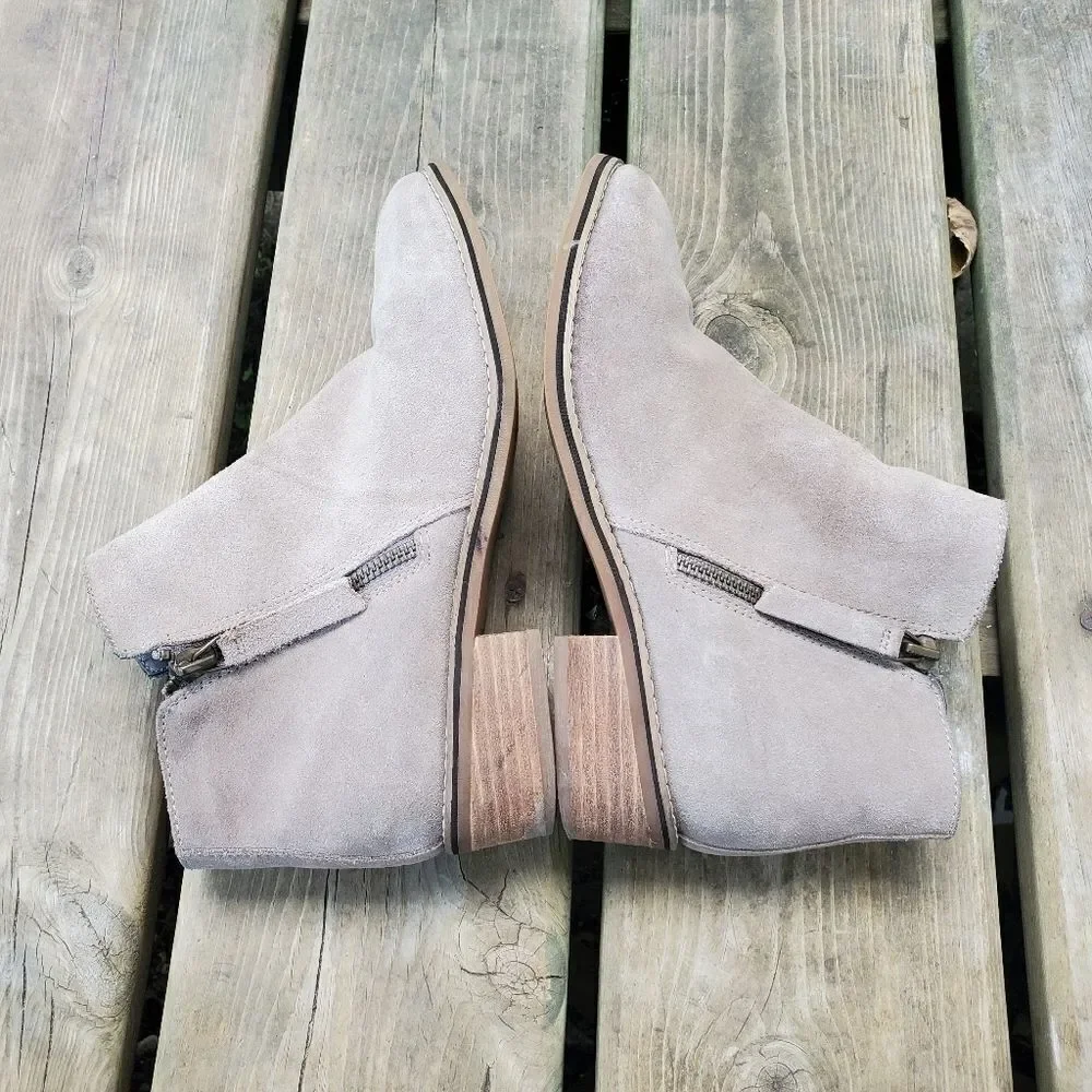 Blondo Liam Waterproof Mushroom Gray Suede Leather Zip Ankle‎ Boots Booties 7